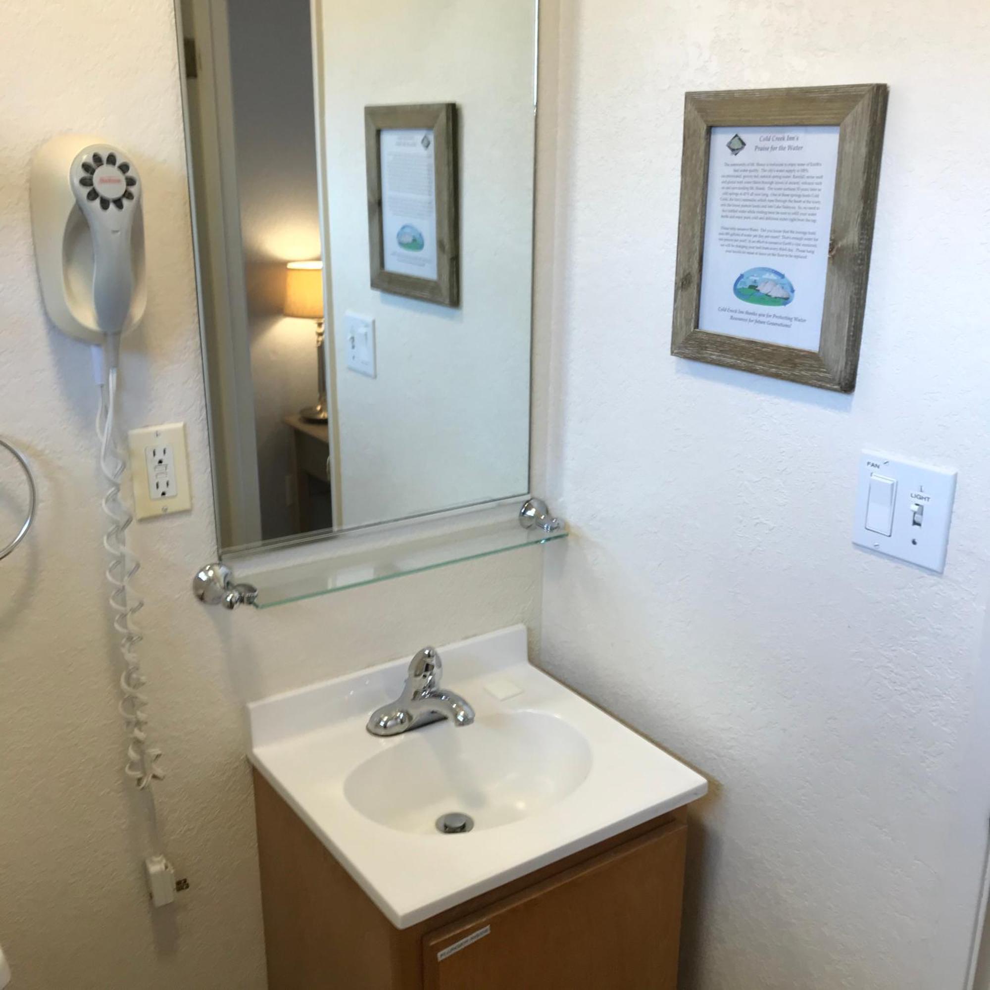Cold Creek Inn Mount Shasta Bilik gambar
